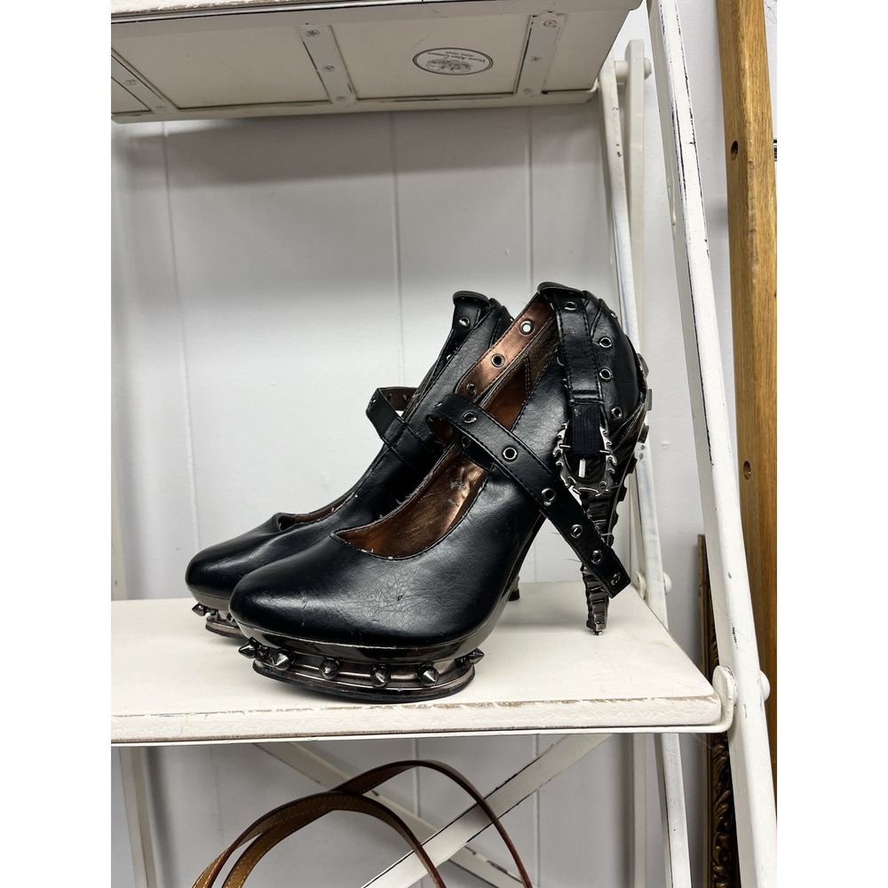 Hades Black Triton Spinal Cord Spiked Pump Heels Vegan Leather Size 6